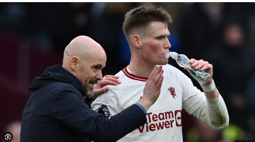McTominay được Ten Hag đưa vào sân thay thế cho Marcus Rashford